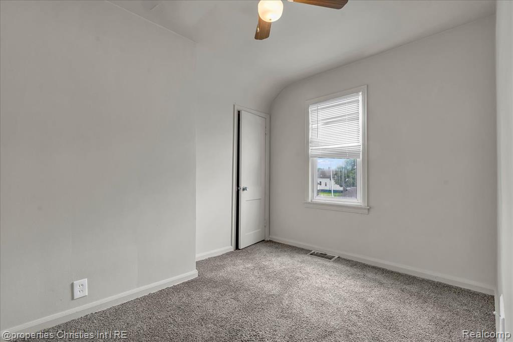 12 Perrin Street, River Rouge, MI 48218 — Photo 11