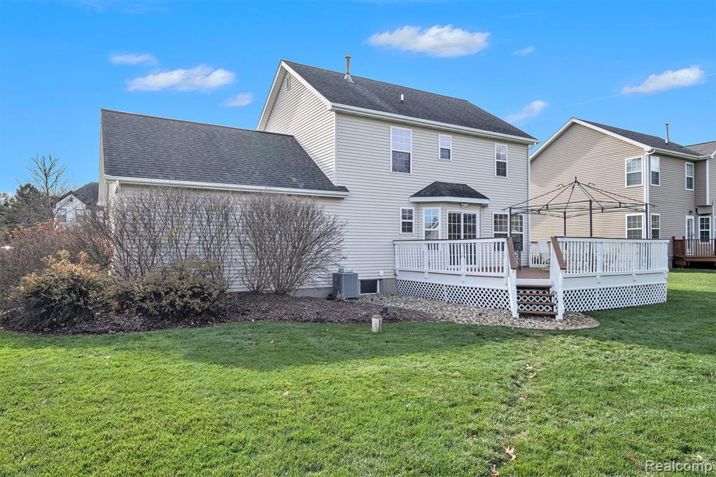 6354 OAK LEAF Trail, Linden, MI 48451 — Photo 22