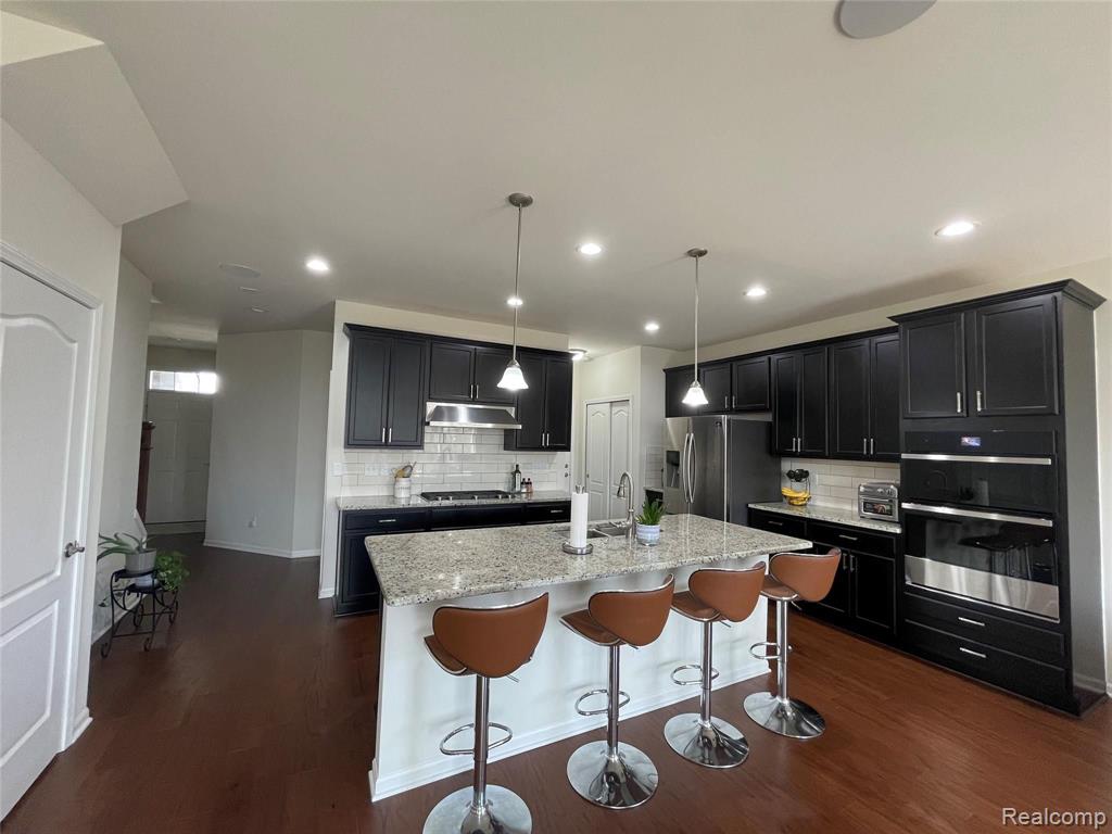 43591 CHANCELLOR LANE, Novi, MI — Photo 10