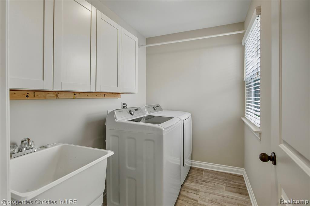 9024 Elmhurst Avenue, Plymouth, MI 48170 — Photo 41