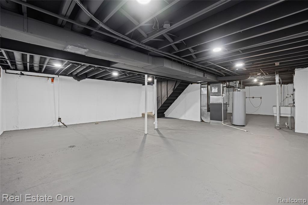 5426 N Piccadilly, West Bloomfield, MI — Photo 54