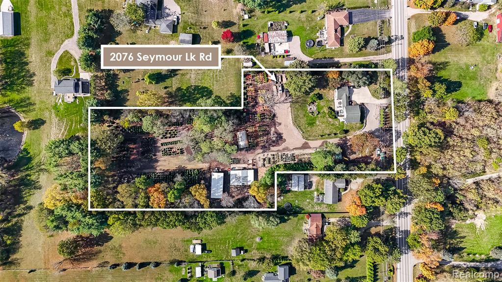 2076 Seymour Lake Road, Ortonville, MI 48462 — Photo 2