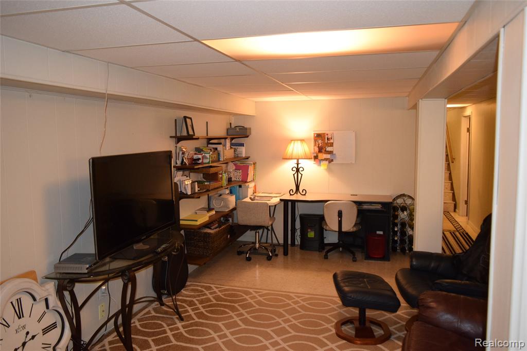 6009 Lancaster Drive, Flint, MI 48532 — Photo 28