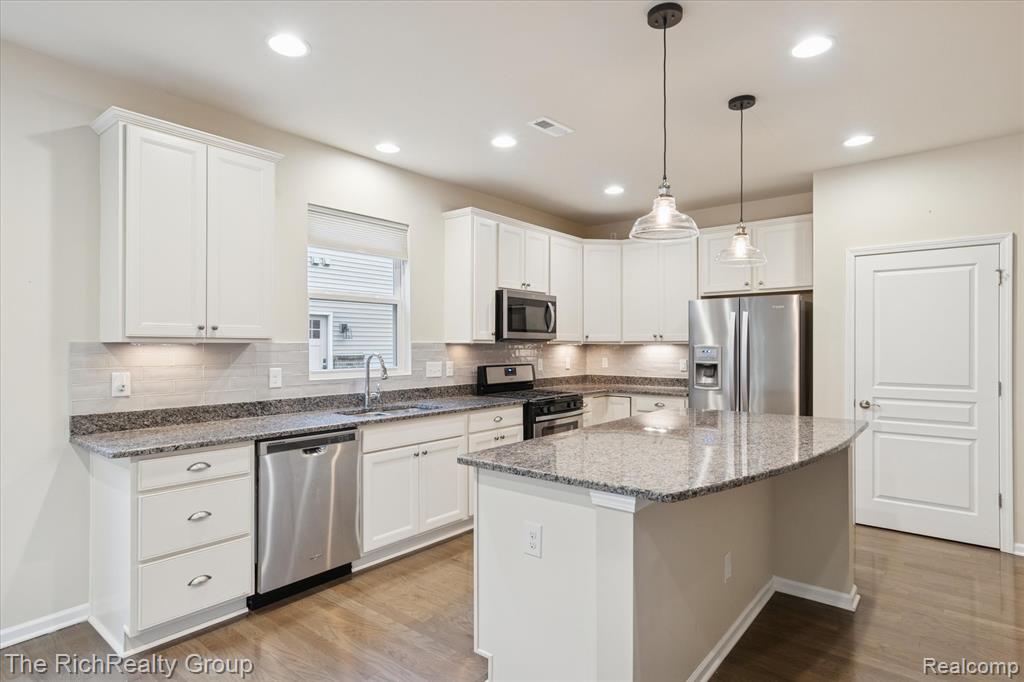 49534 Mapleton, Canton, MI 48188 — Photo 14
