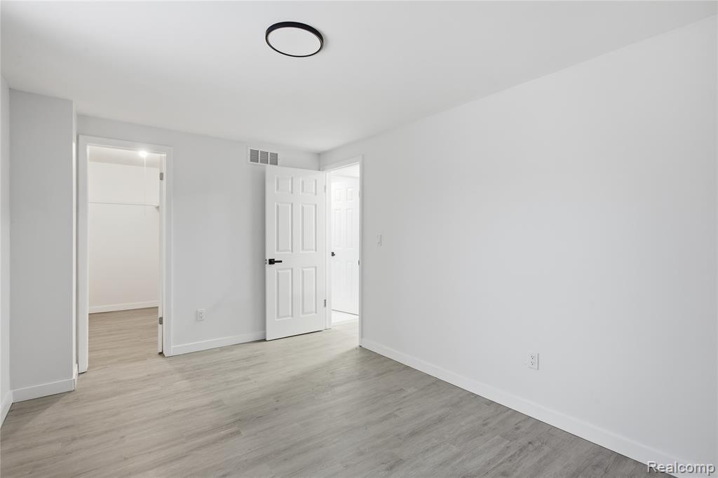15103 Cheyenne Street, Detroit, MI 48227 — Photo 23