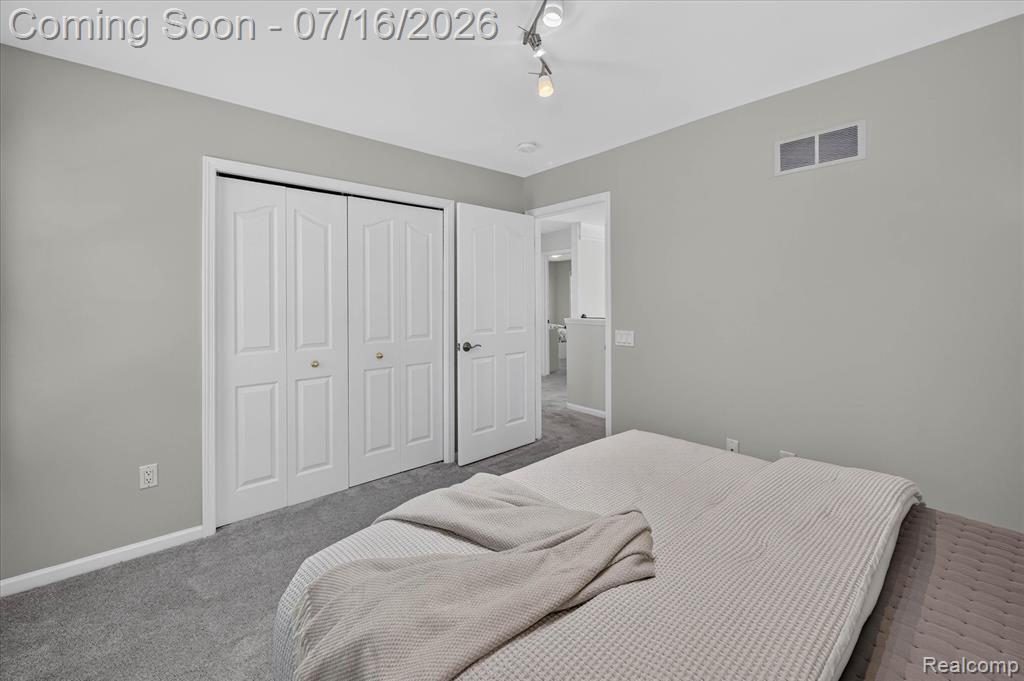 48560 Manhattan Circle, Canton, MI 48188 — Photo 33