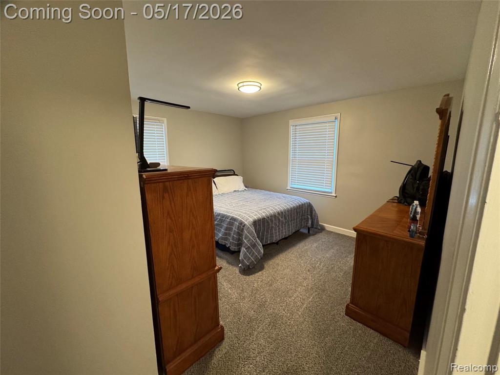 19242 Raymond Street, Grosse Pointe Woods, MI 48236 — Photo 17
