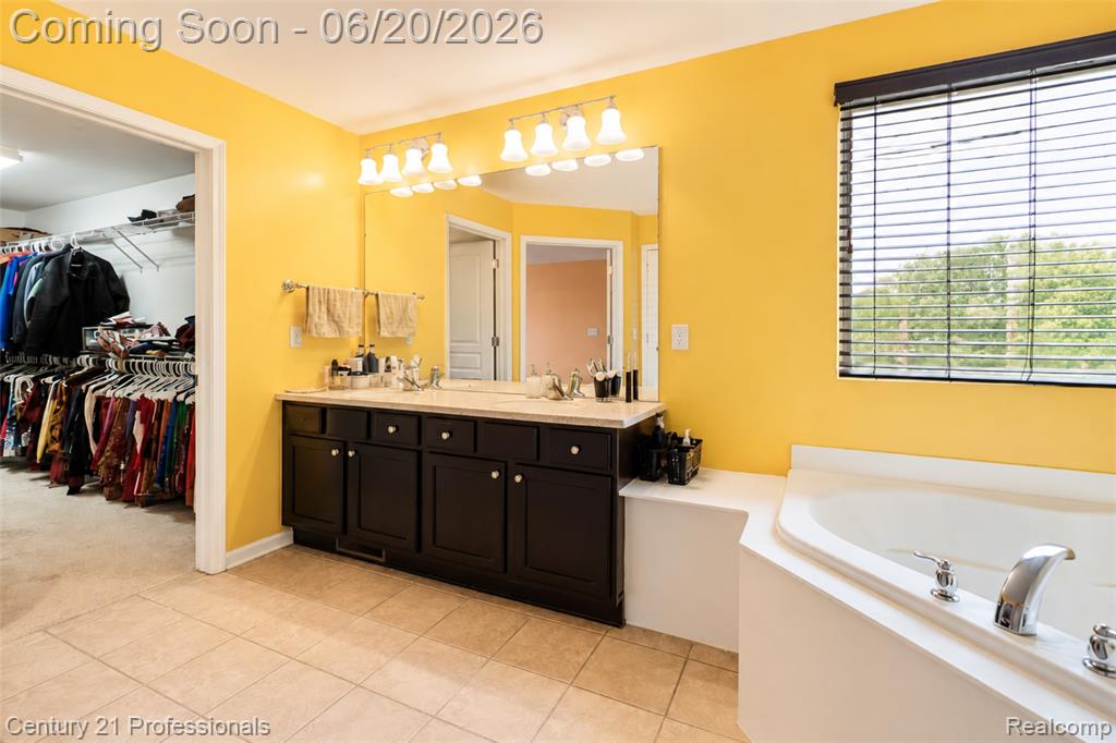 45248 Bartlett Drive, Novi, MI 48377 — Photo 43