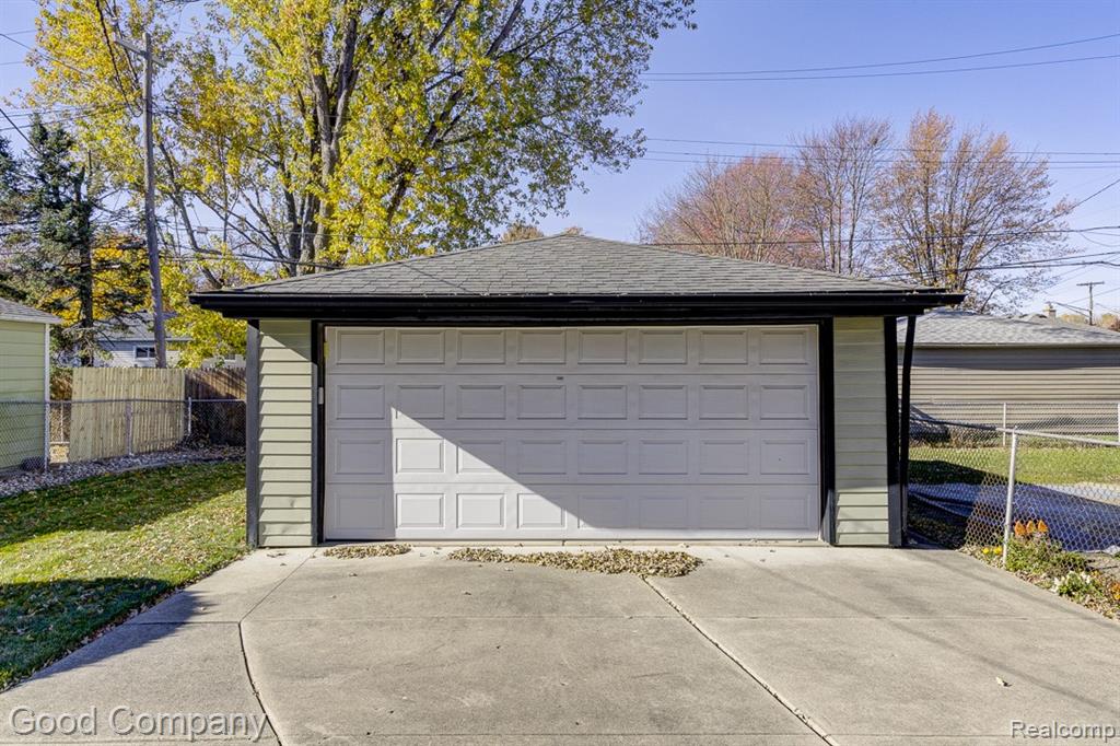 6430 Mayfair Street, Taylor, MI 48180 — Photo 34