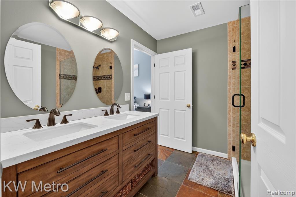 8181 Springdale Drive, White Lake, MI — Photo 29