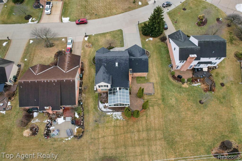 445 LEXINGTON Drive, Rochester Hills, MI 48307 — Photo 53