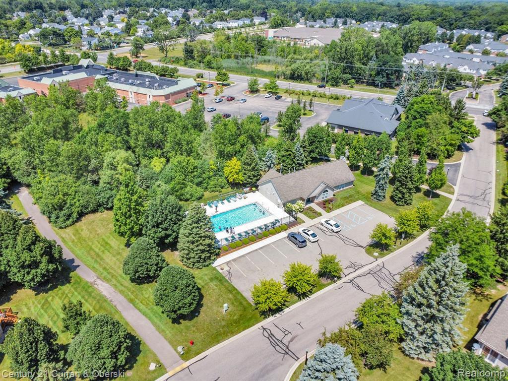 41665 CHARLESTON Lane, Novi, MI 48377 — Photo 58