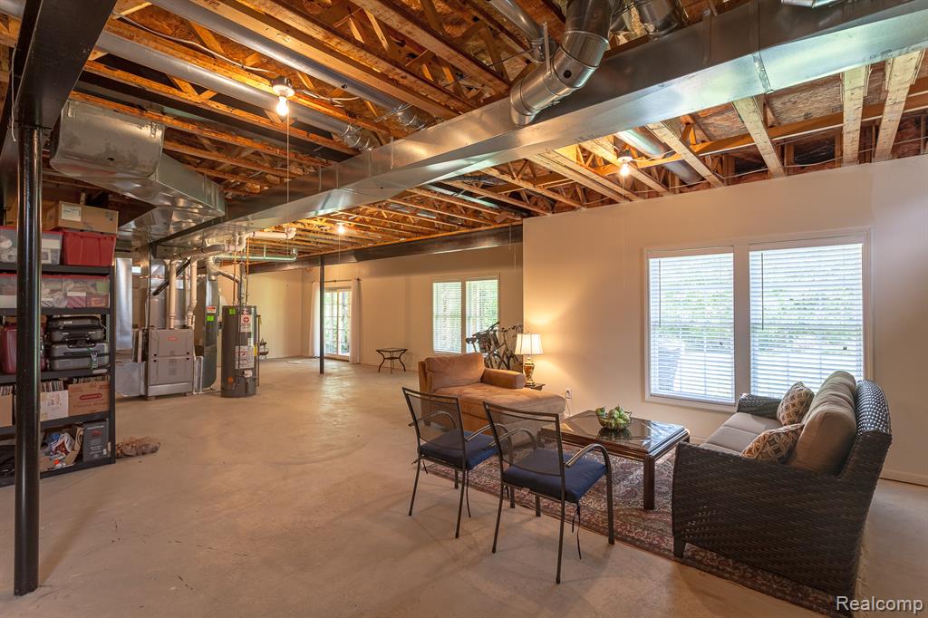 568 Berridge Circle, Lake Orion, MI — Photo 38