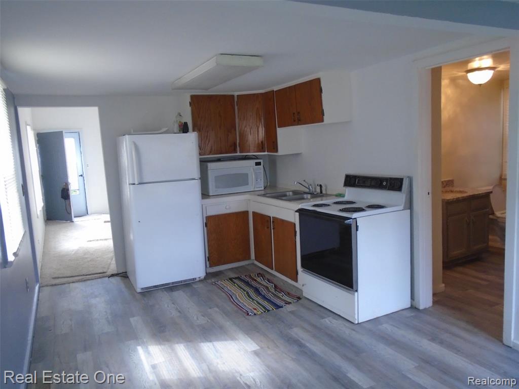 8087 Continental Avenue, Warren, MI 48089 — Photo 12