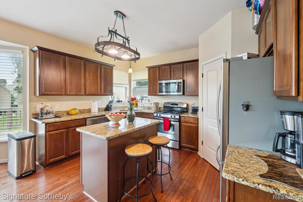 8926 El Dorado Drive N, White Lake, MI — Photo 17