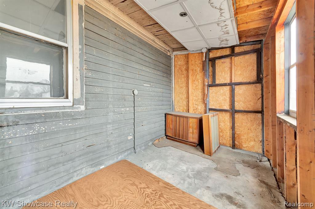 5593 CADILLAC Avenue, Detroit, MI 48213 — Photo 38