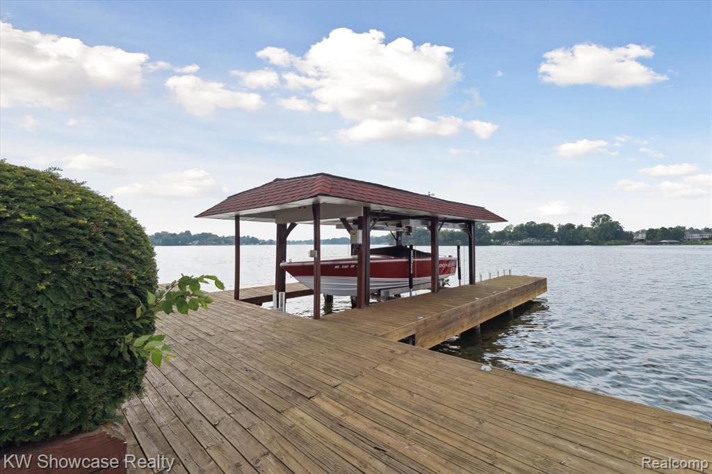 42494 E Huron River Drive, Belleville, MI 48111 — Photo 38