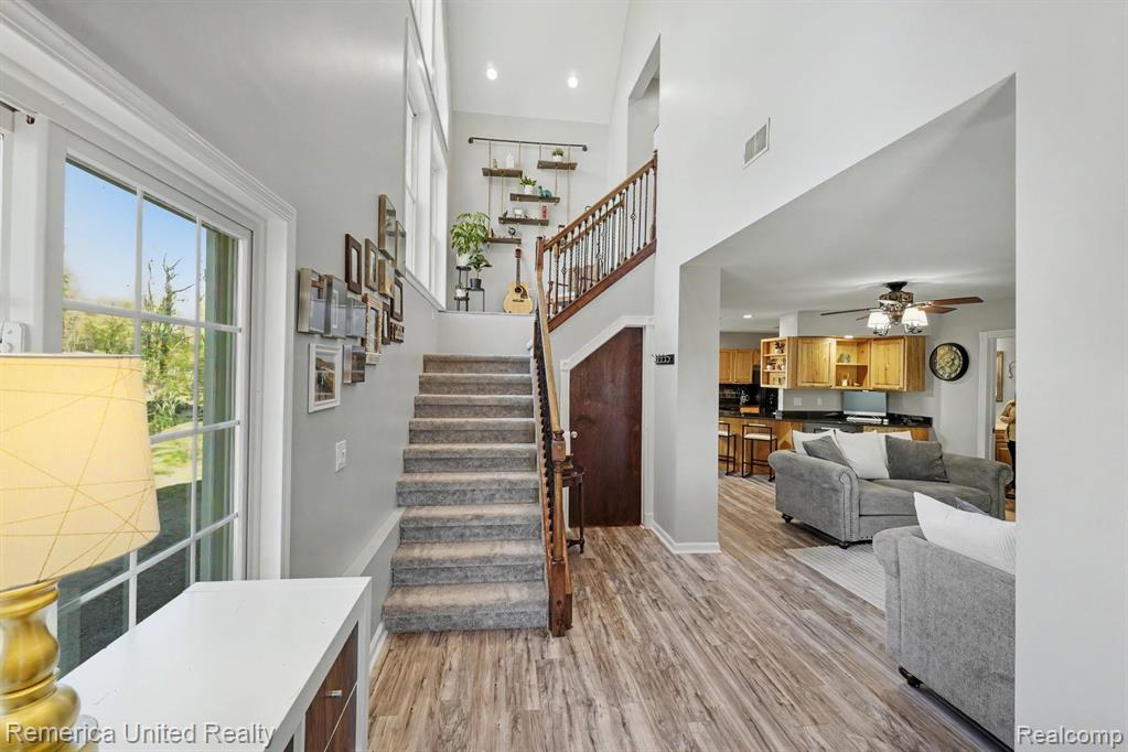 1736 Shoreline Drive, Hartland, MI 48353 — Photo 3