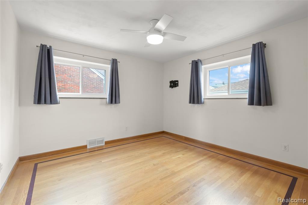 7828 Kolb Avenue, Allen Park, MI 48101 — Photo 11