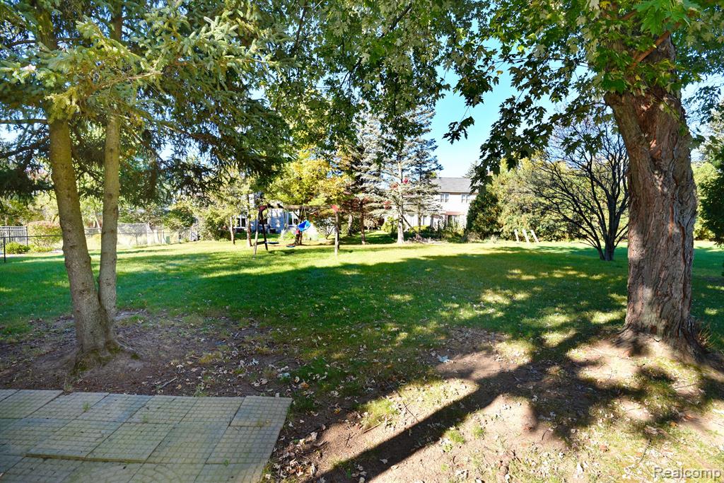 24945 SARAH FLYNN, Novi, MI — Photo 33