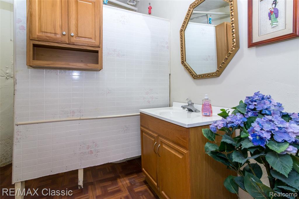 8400 Vanderbilt VANDERBILT ST Street, Detroit, MI 48209 — Photo 7