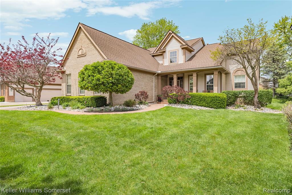 8354 Hummingbird, Commerce Twp, MI 48382 — Photo 2