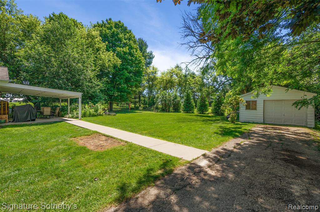 6694 Lierman Road, Imlay City, MI 48444 — Photo 19