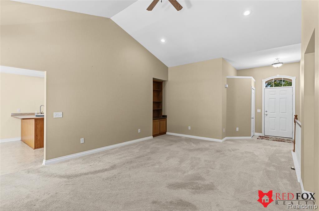 1199 Creek View Court, Burton, MI 48509 — Photo 13