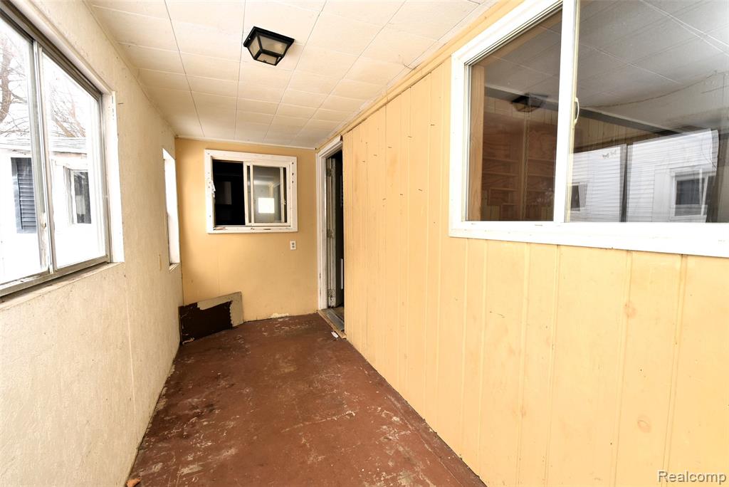 403 E King Street E, Owosso, MI 48867 — Photo 30