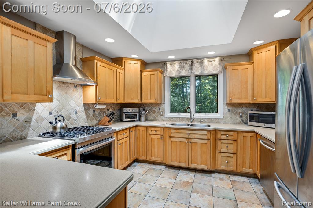 7148 Deerhill Drive, Clarkston, MI — Photo 10