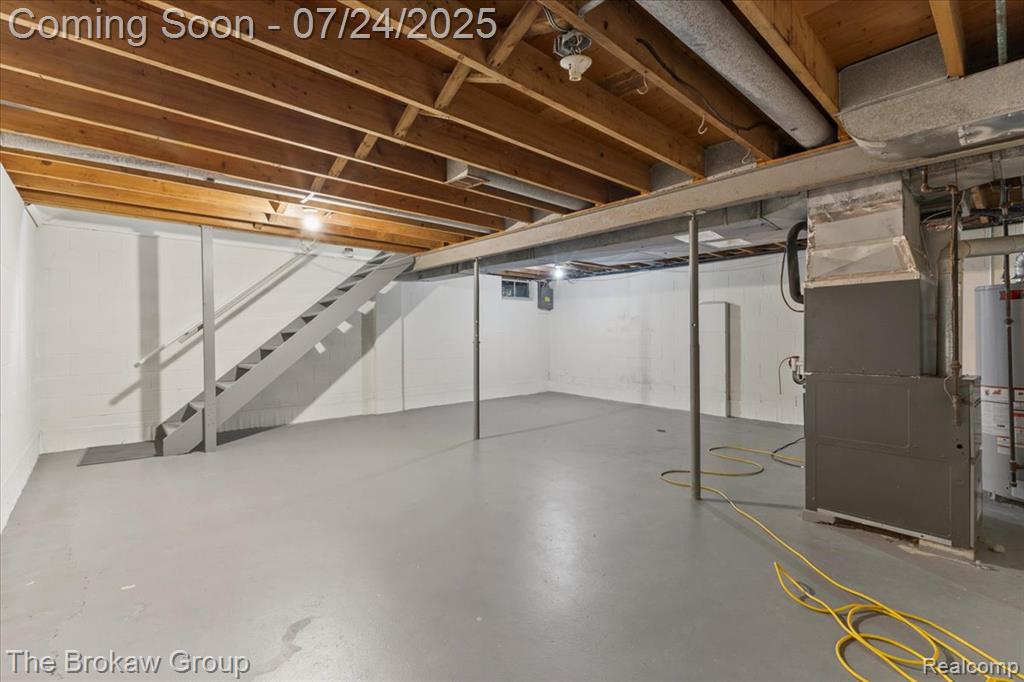 4436 Rosethorn Circle, Burton, MI 48509 — Photo 34