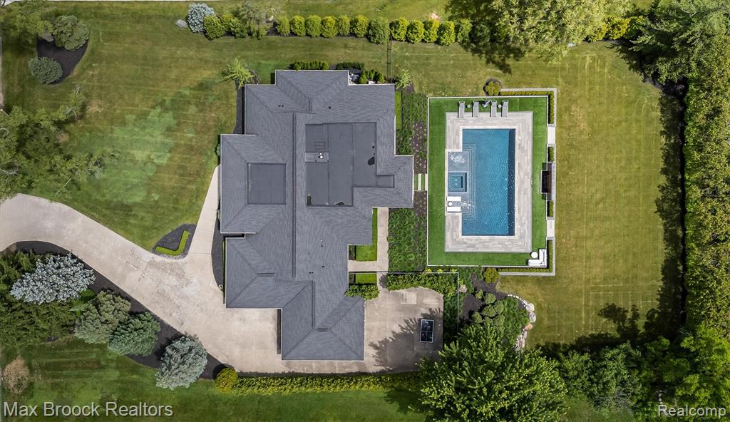 7400 Parkstone Lane, Bloomfield Hills, MI 48301 — Photo 81