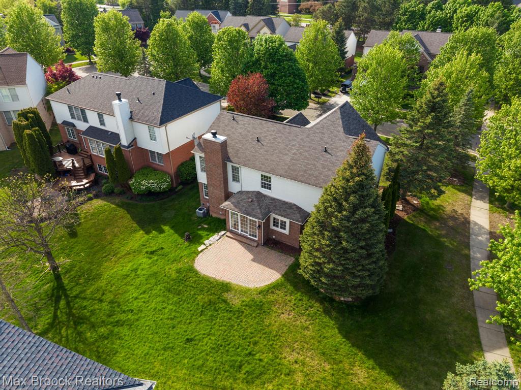 7657 Windgate Circle, West Bloomfield, MI 48323 — Photo 48