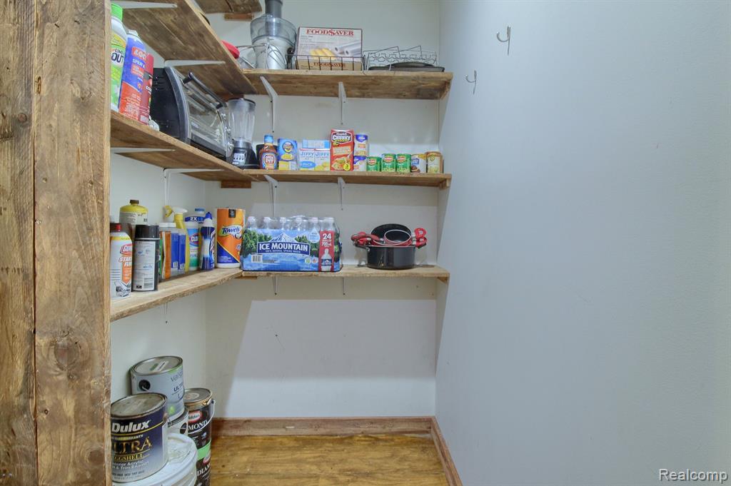 6570 HIVON Road, Carleton, MI 48117 — Photo 12