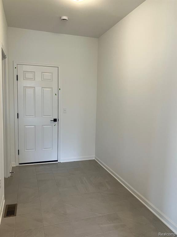 26765 FERGUSON Court, South Lyon, MI 48178 — Photo 29
