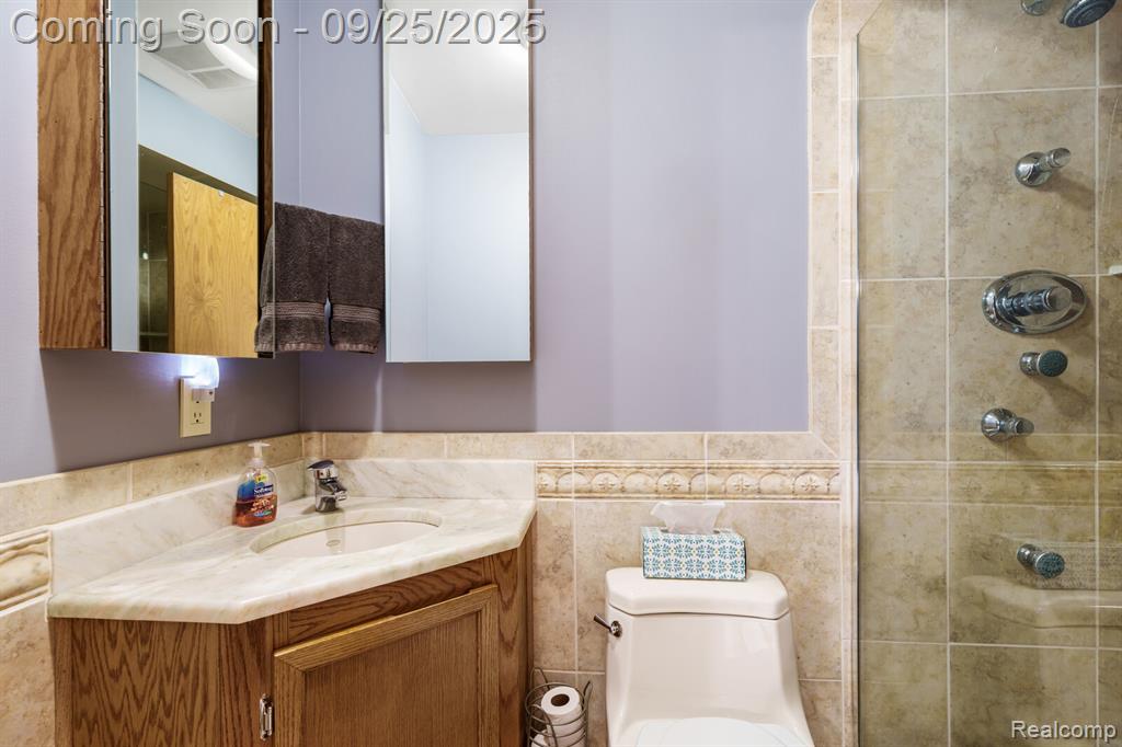 42733 Heydenreich Road, Clinton Twp, MI 48038 — Photo 20