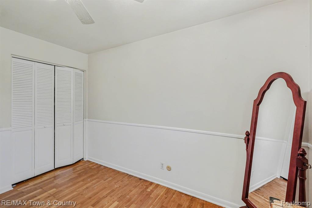 527 Spring Lane, Flushing, MI 48433 — Photo 15
