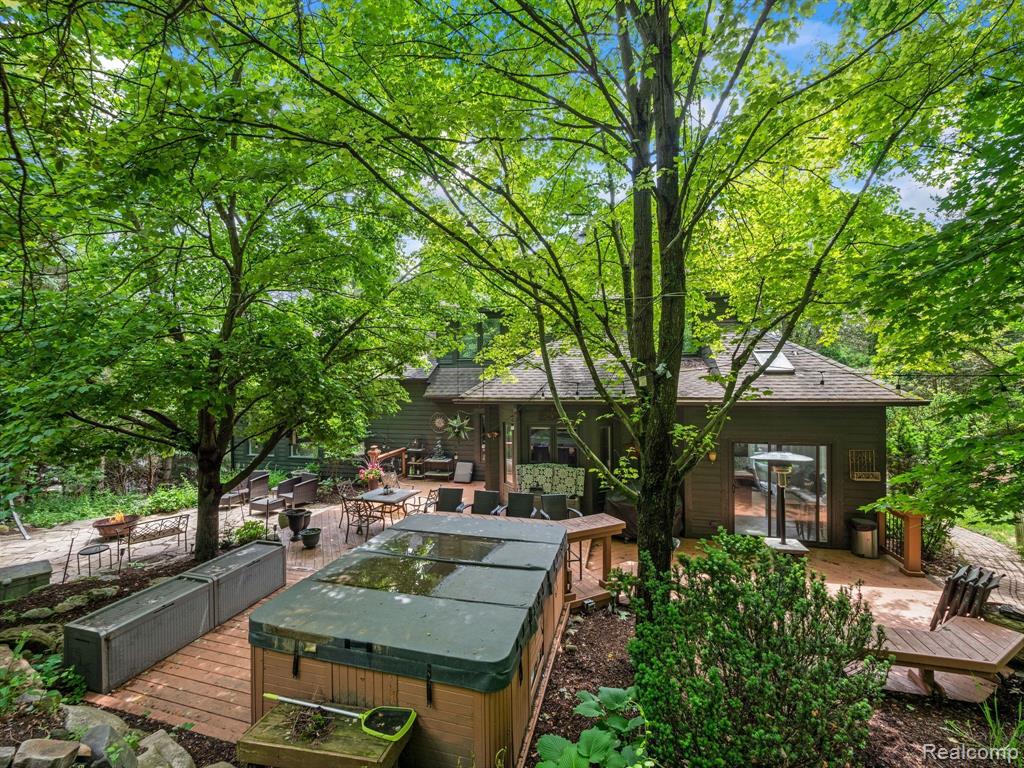 8897 MORNING MIST Drive, Clarkston, MI 48348 — Photo 5