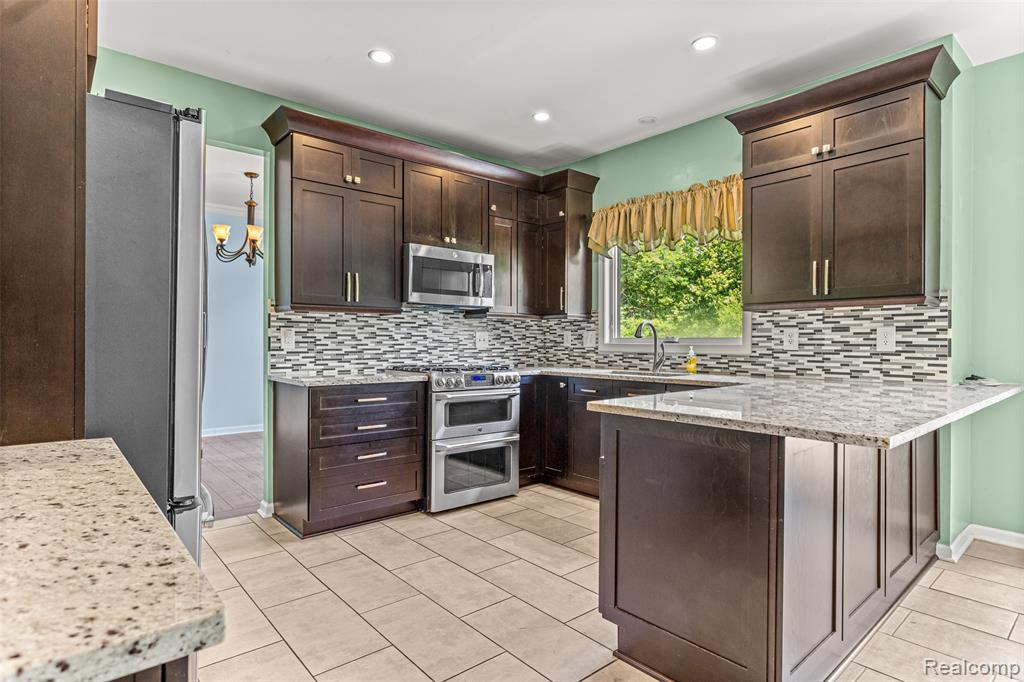 48578 Wildrose Drive, Canton, MI 48187 — Photo 10