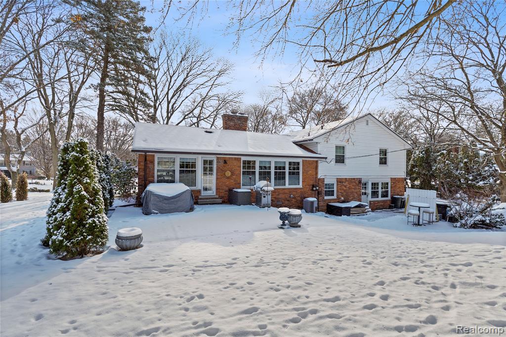 3873 Top View Court, Bloomfield, MI 48304 — Photo 33