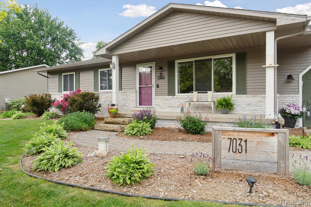 7031 Cleon Drive, Swartz Creek, MI 48473 — Photo 4