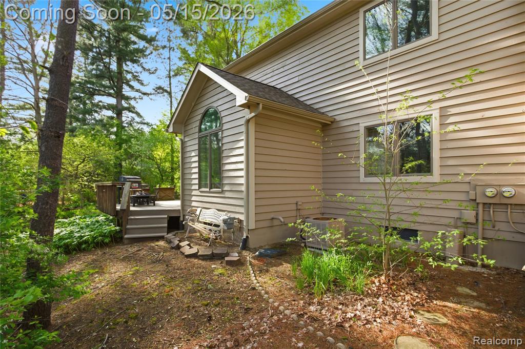 6432 Pinebrook Lane, Burton, MI 48509 — Photo 44