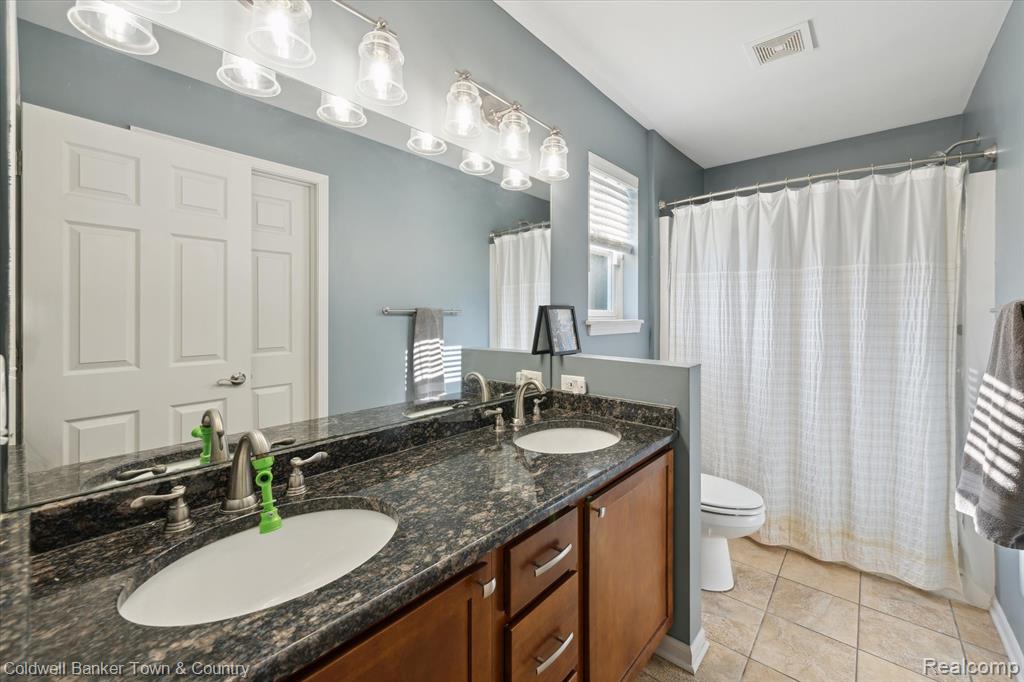 4577 Oaklawn Drive, Pinckney, MI 48169 — Photo 38