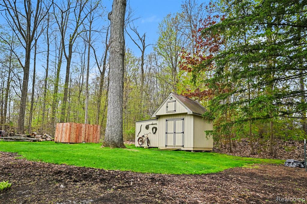 2080 Teggerdine Road, White Lake, MI — Photo 24