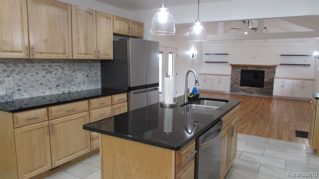 17486 POPLAR Street, Riverview, MI 48193 — Photo 4