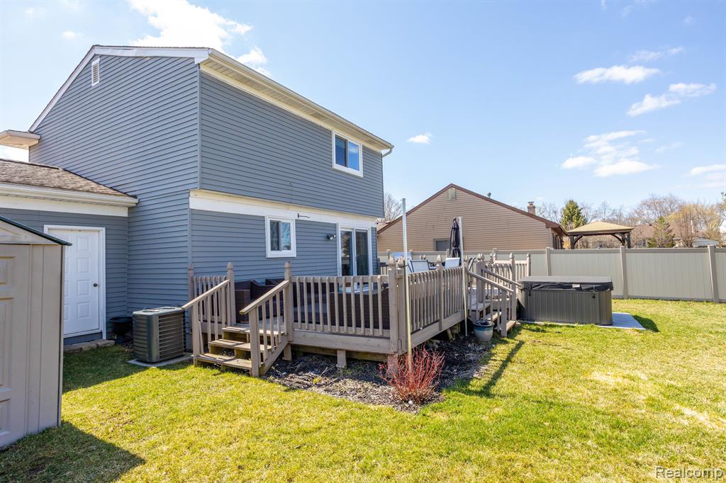 43774 STUART Drive, Canton, MI 48187 — Photo 26