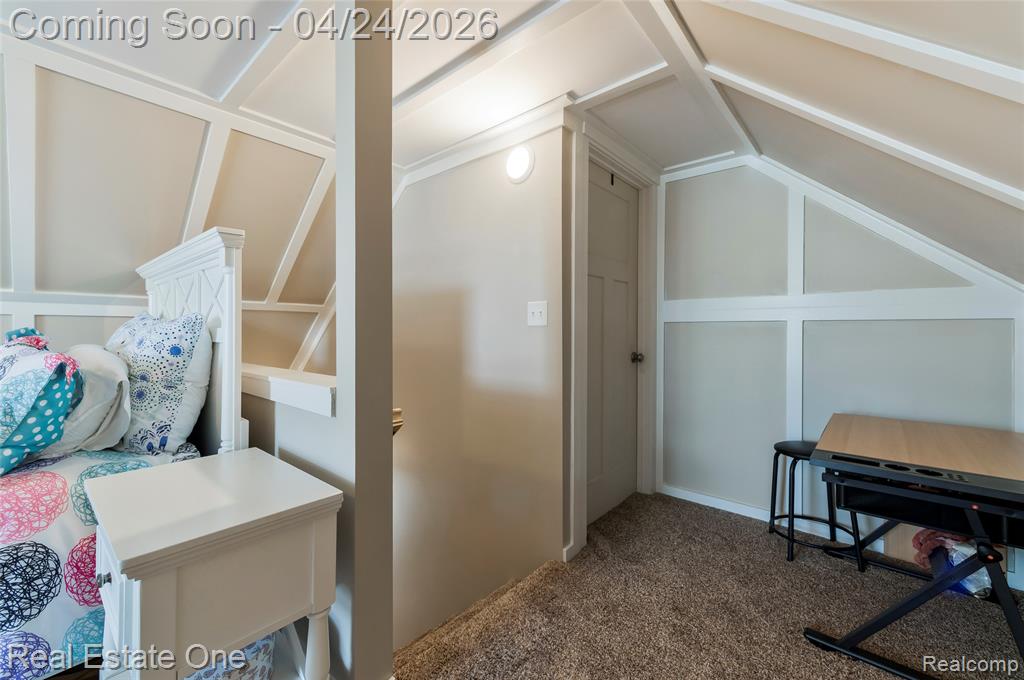1963 Beverly Street, Sylvan Lake, MI 48320 — Photo 40