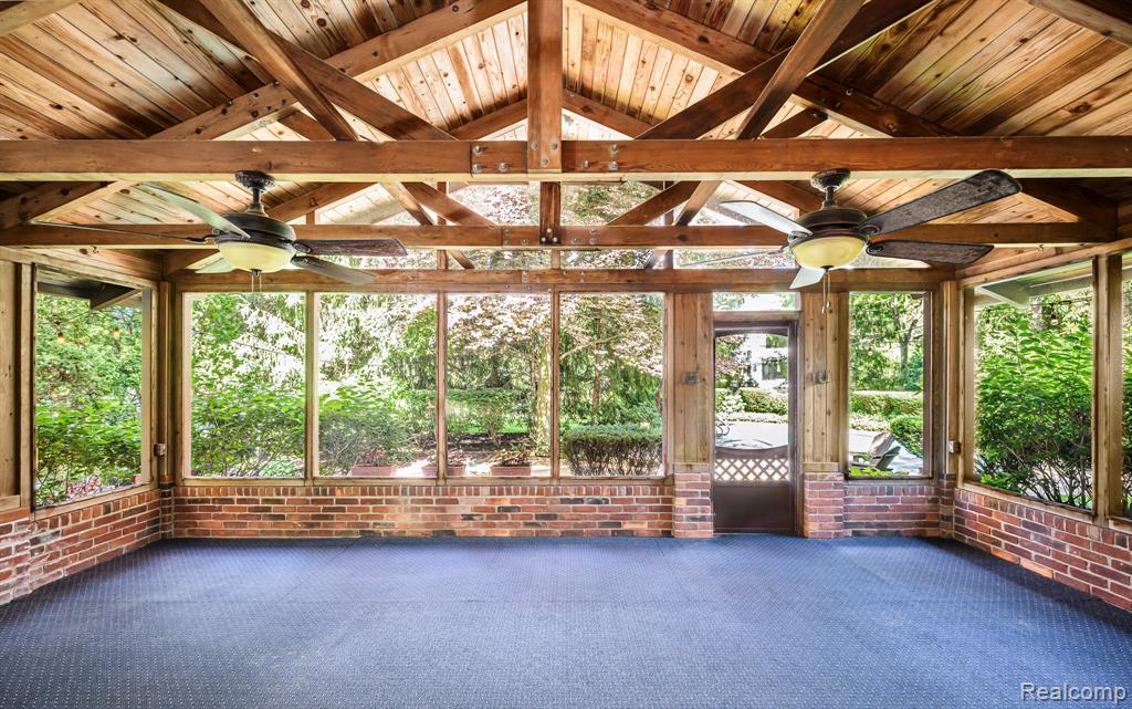 4269 N Willoway Estates Court, Bloomfield Hills, MI 48302 — Photo 10