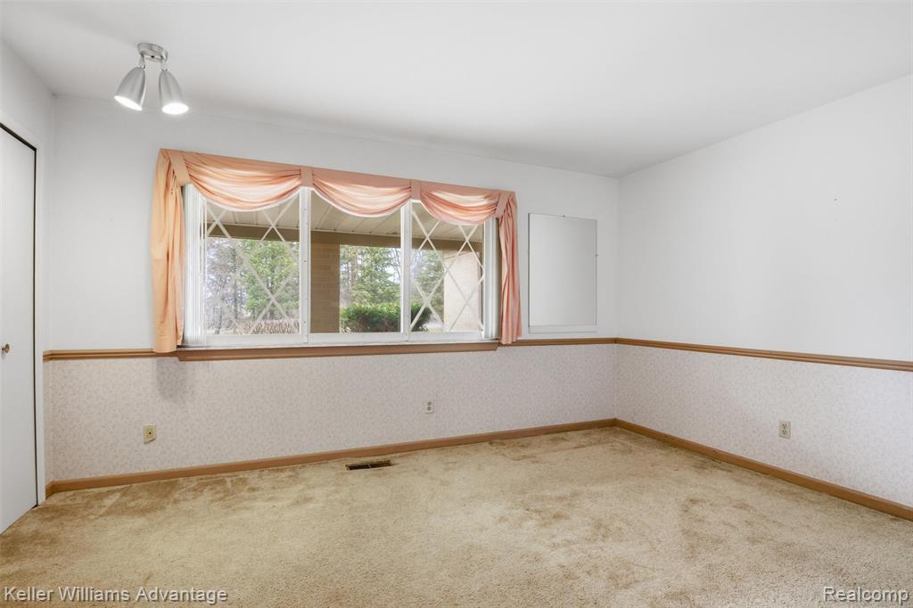 7670 7 Mile Road, Northville, MI, 48167