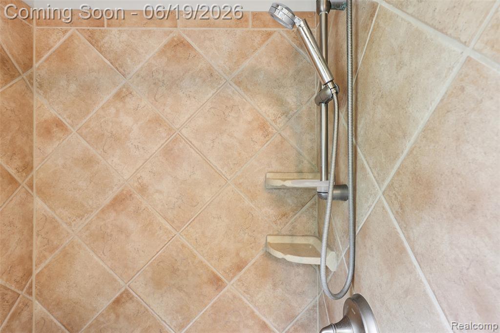 9787 York Woods Drive, Saline, MI 48176 — Photo 11